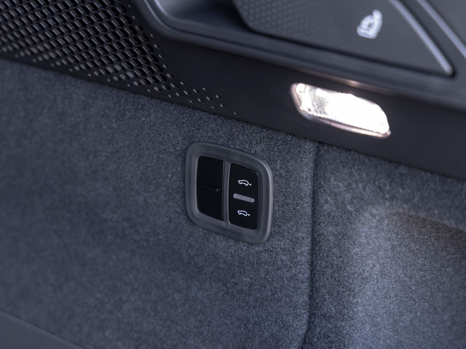 2026 Porsche Macan Macan Electric