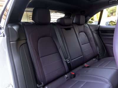2026 Porsche Macan Macan Electric
