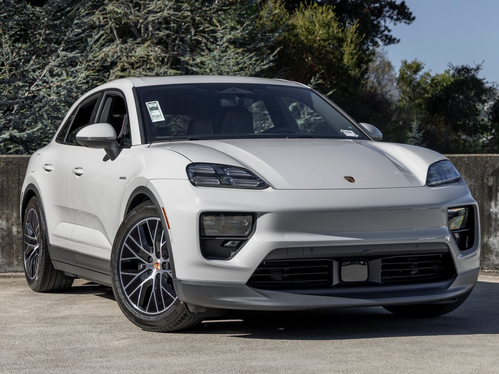 2026 Porsche Macan Macan Electric