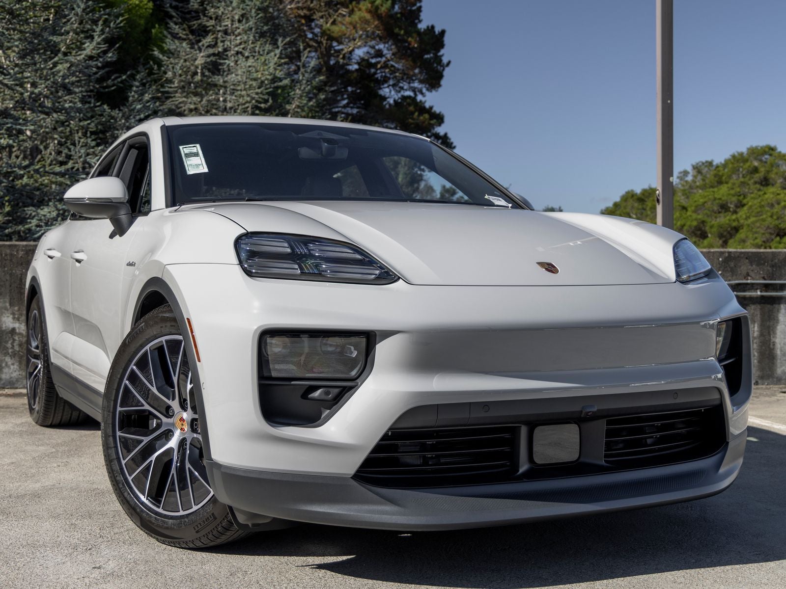 2026 Porsche Macan Macan Electric