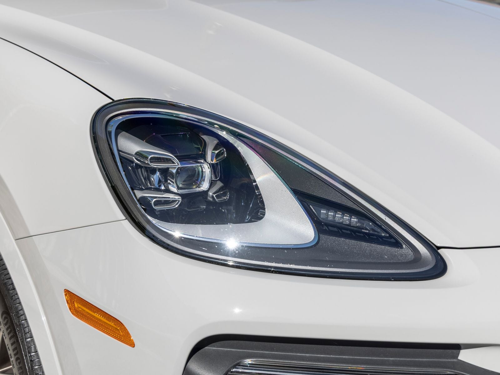 2023 Porsche Cayenne Cayenne E-Hybrid Platinum Edition (MY23)