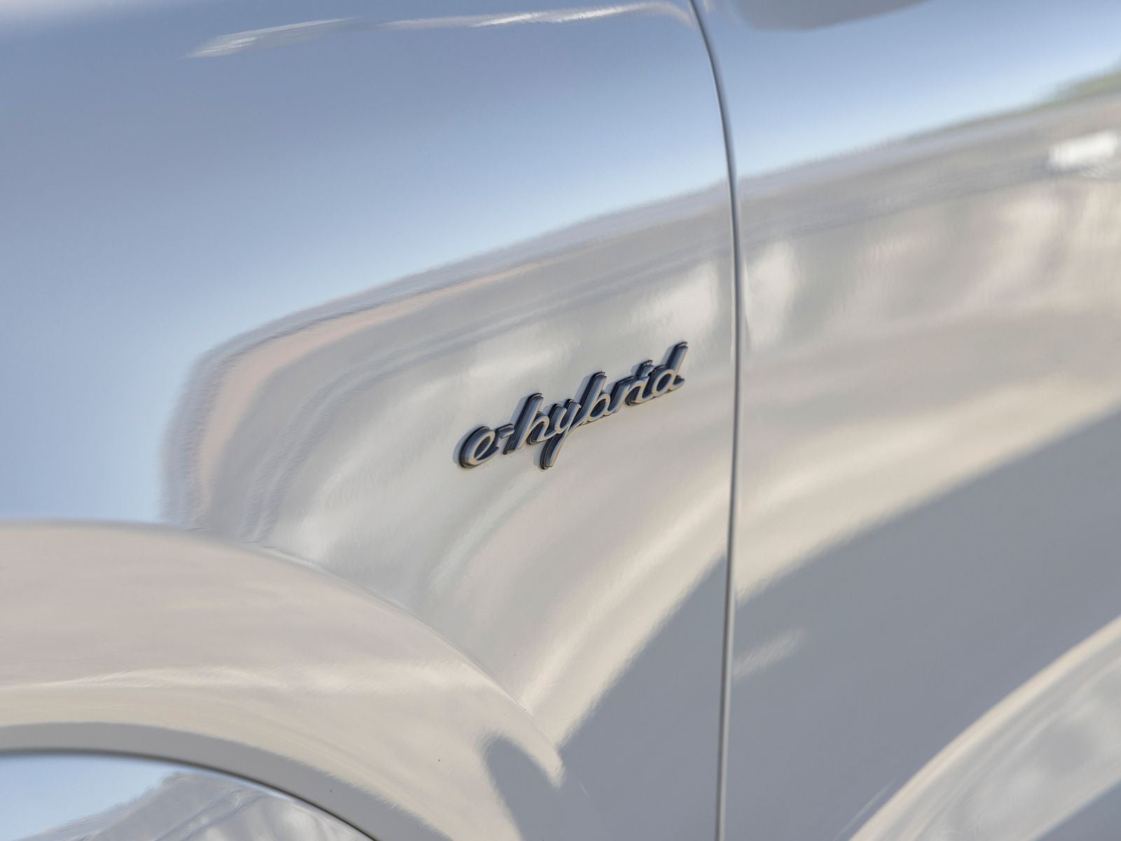 2023 Porsche Cayenne Cayenne E-Hybrid Platinum Edition (MY23)