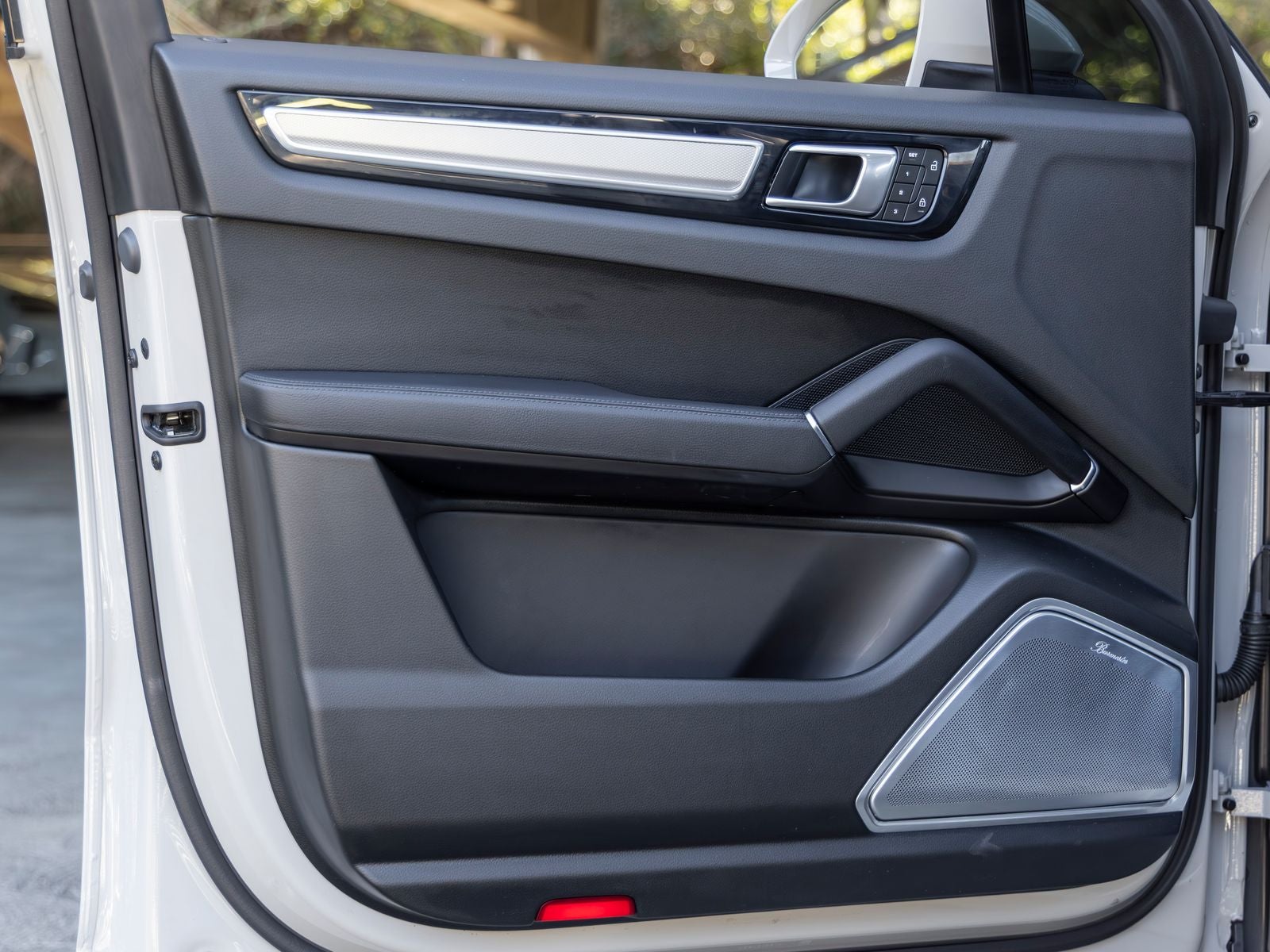 2023 Porsche Cayenne Cayenne E-Hybrid Platinum Edition (MY23)