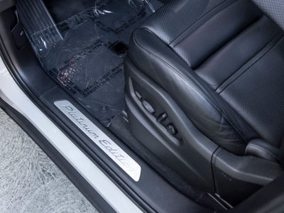 2023 Porsche Cayenne Cayenne E-Hybrid Platinum Edition (MY23)