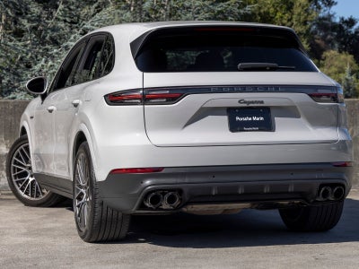2023 Porsche Cayenne Cayenne E-Hybrid Platinum Edition (MY23)