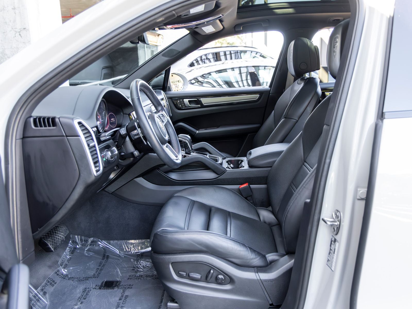 2023 Porsche Cayenne Cayenne E-Hybrid Platinum Edition (MY23)