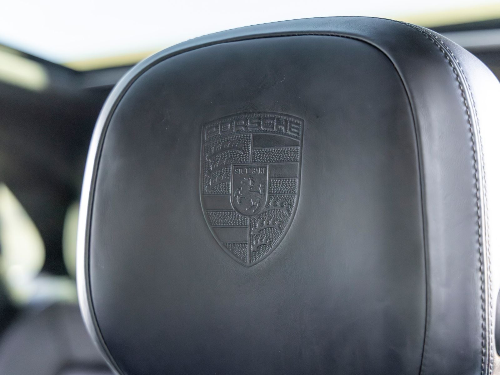2023 Porsche Cayenne Cayenne E-Hybrid Platinum Edition (MY23)