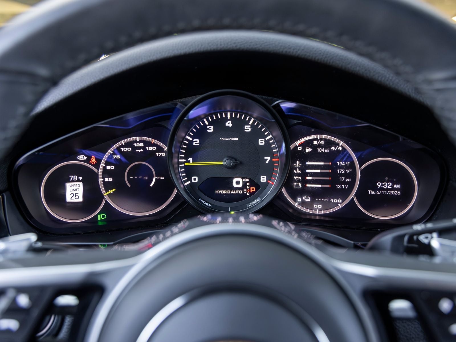 2023 Porsche Cayenne Cayenne E-Hybrid Platinum Edition (MY23)