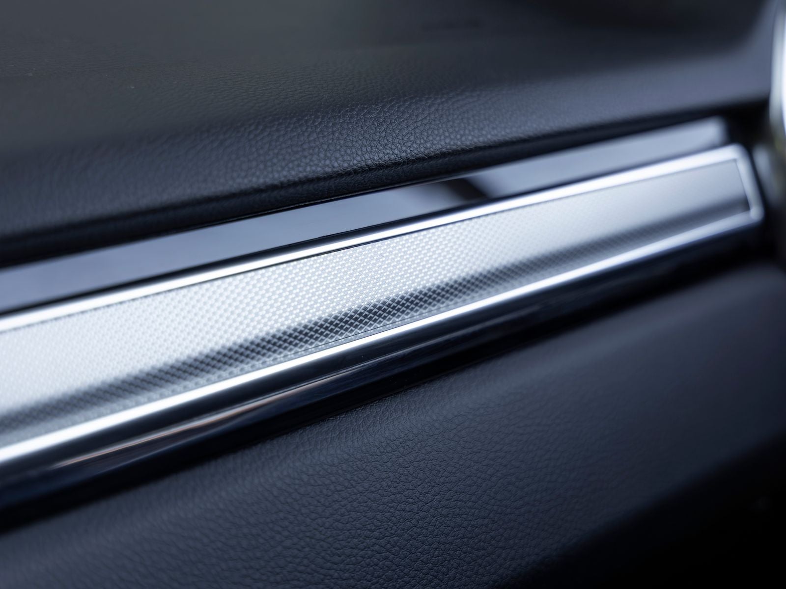 2023 Porsche Cayenne Cayenne E-Hybrid Platinum Edition (MY23)