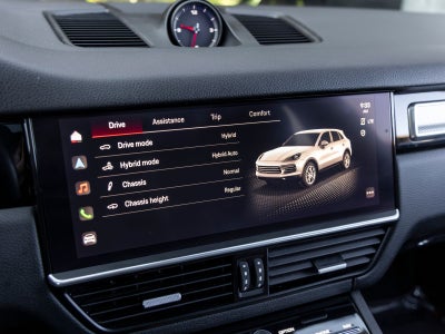 2023 Porsche Cayenne Cayenne E-Hybrid Platinum Edition (MY23)
