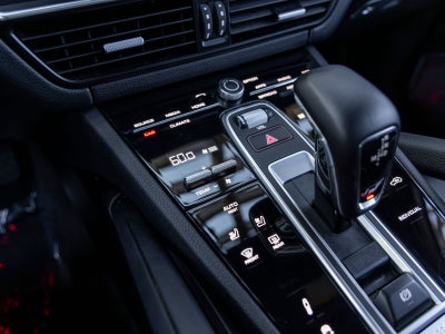 2023 Porsche Cayenne Cayenne E-Hybrid Platinum Edition (MY23)