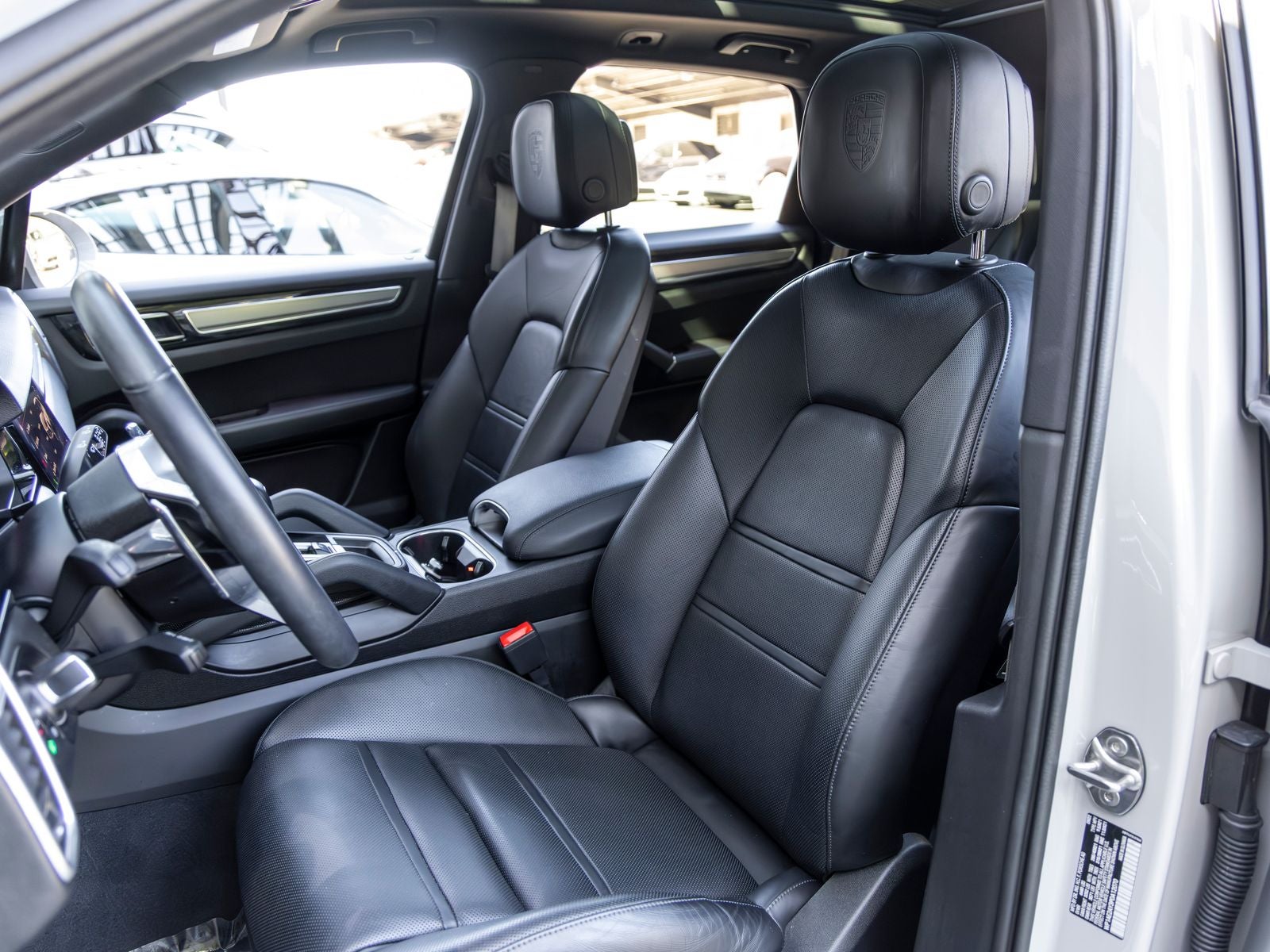 2023 Porsche Cayenne Cayenne E-Hybrid Platinum Edition (MY23)