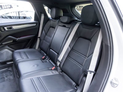 2023 Porsche Cayenne Cayenne E-Hybrid Platinum Edition (MY23)