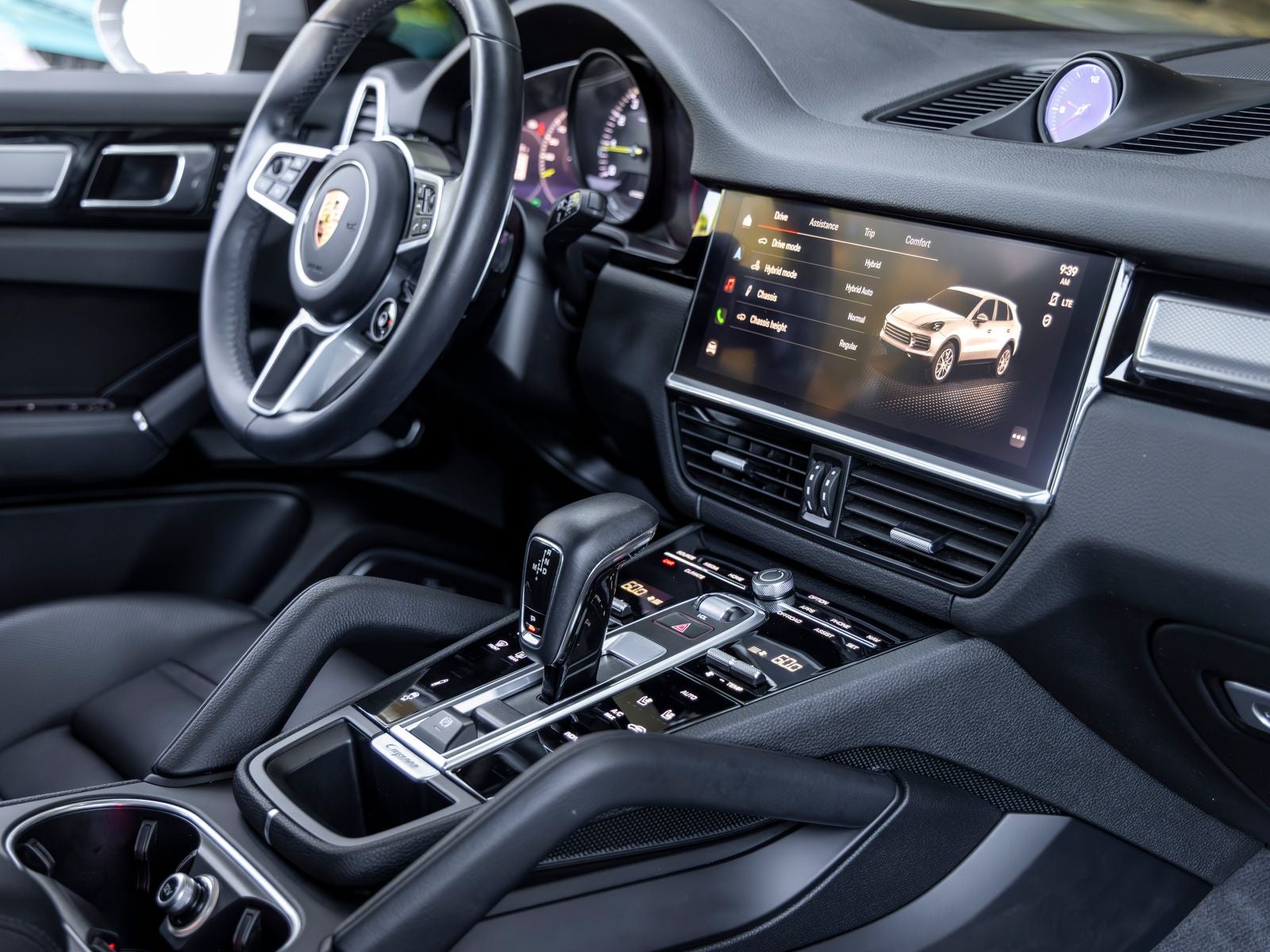2023 Porsche Cayenne Cayenne E-Hybrid Platinum Edition (MY23)
