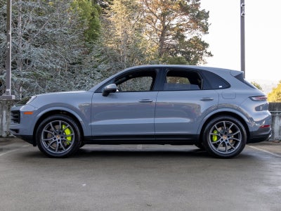 2025 Porsche Cayenne Cayenne E-Hybrid