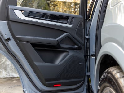 2025 Porsche Cayenne Cayenne E-Hybrid