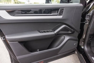 2026 Porsche Cayenne Cayenne E-Hybrid