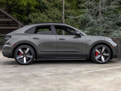 2026 Porsche Macan GTS Electric