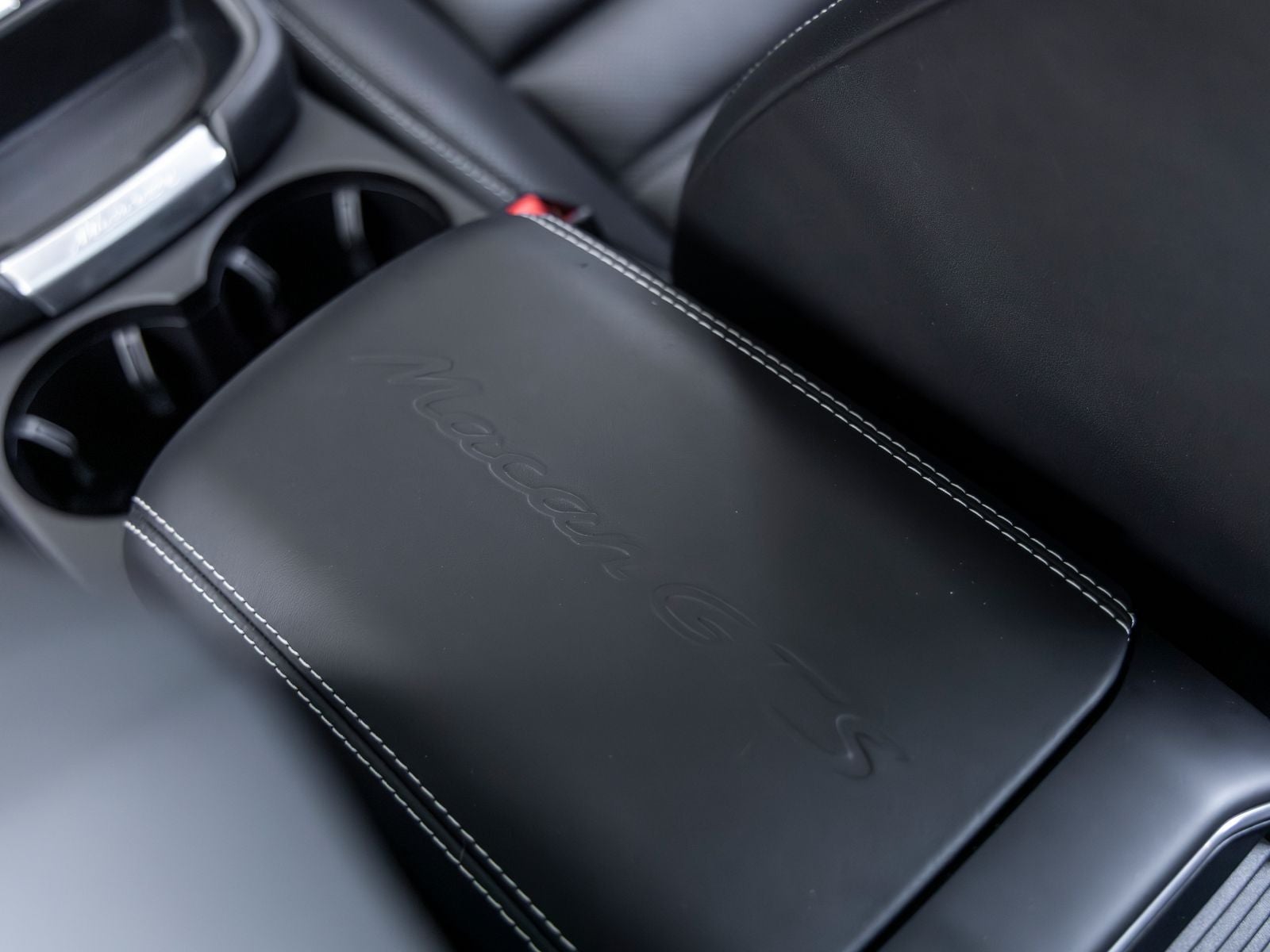 2023 Porsche Macan GTS