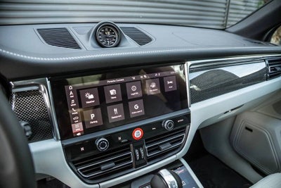 2026 Porsche Macan Macan GTS