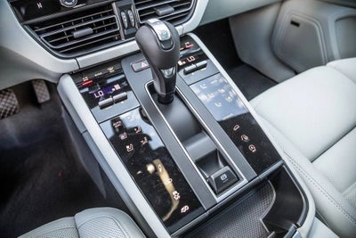 2026 Porsche Macan Macan GTS