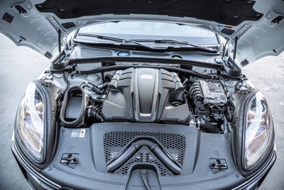 2026 Porsche Macan Macan GTS