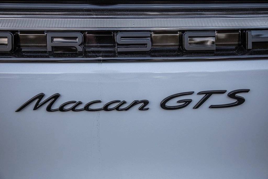 2026 Porsche Macan Macan GTS