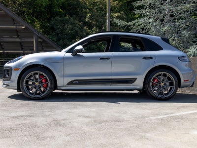 2022 Porsche Macan Macan GTS
