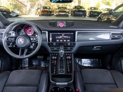 2022 Porsche Macan Macan GTS