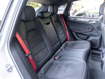 2022 Porsche Macan Macan GTS