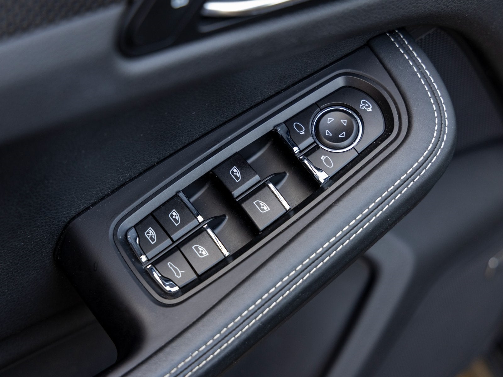 2023 Porsche Macan Macan GTS (MY23)