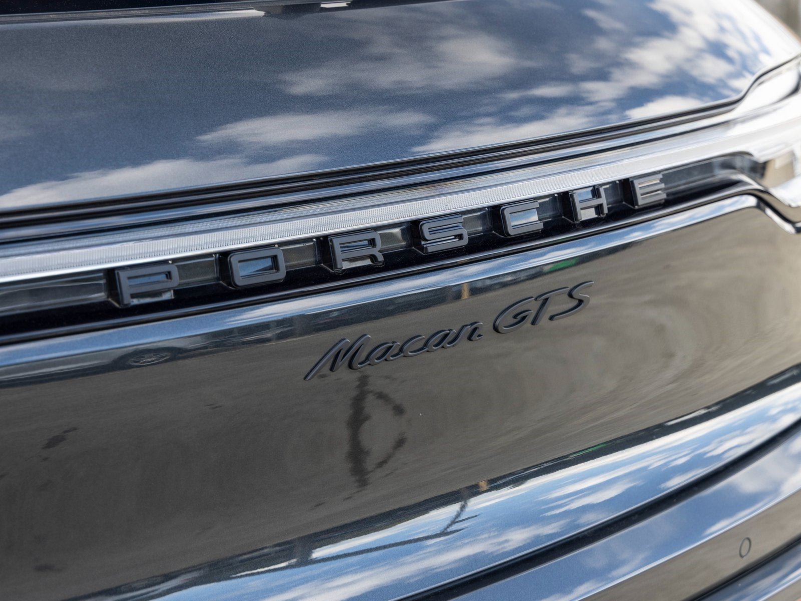 2024 Porsche Macan Macan GTS (MY24)