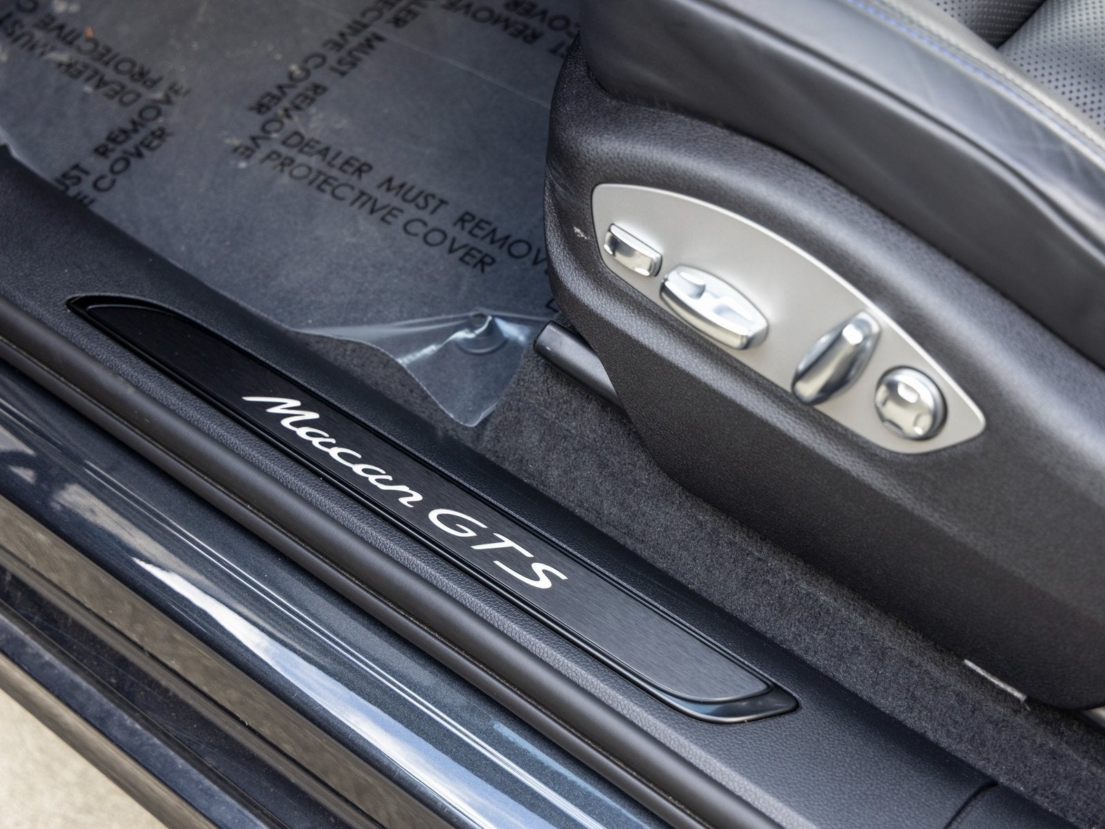 2024 Porsche Macan Macan GTS (MY24)