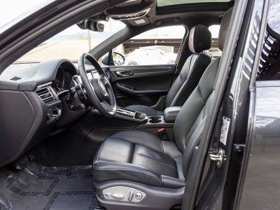 2024 Porsche Macan Macan GTS (MY24)