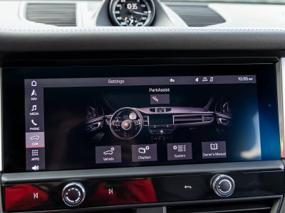 2024 Porsche Macan Macan GTS (MY24)