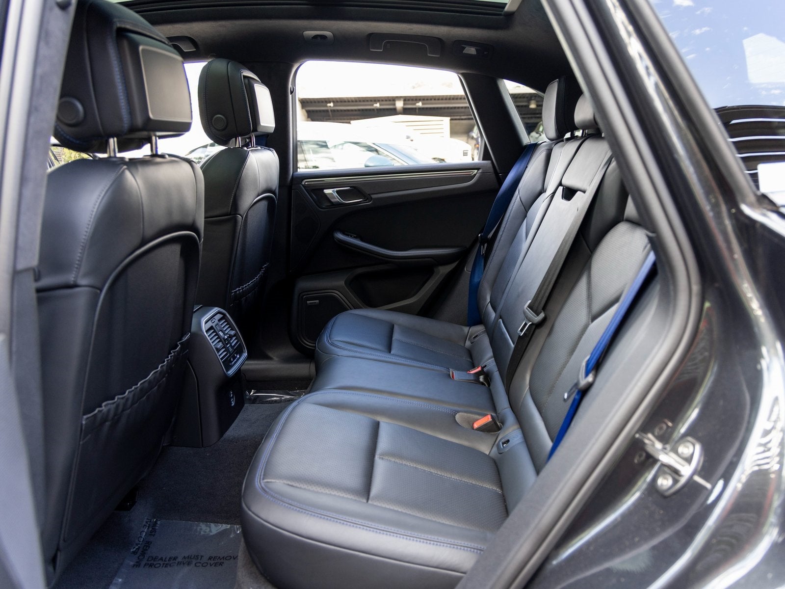 2024 Porsche Macan Macan GTS (MY24)