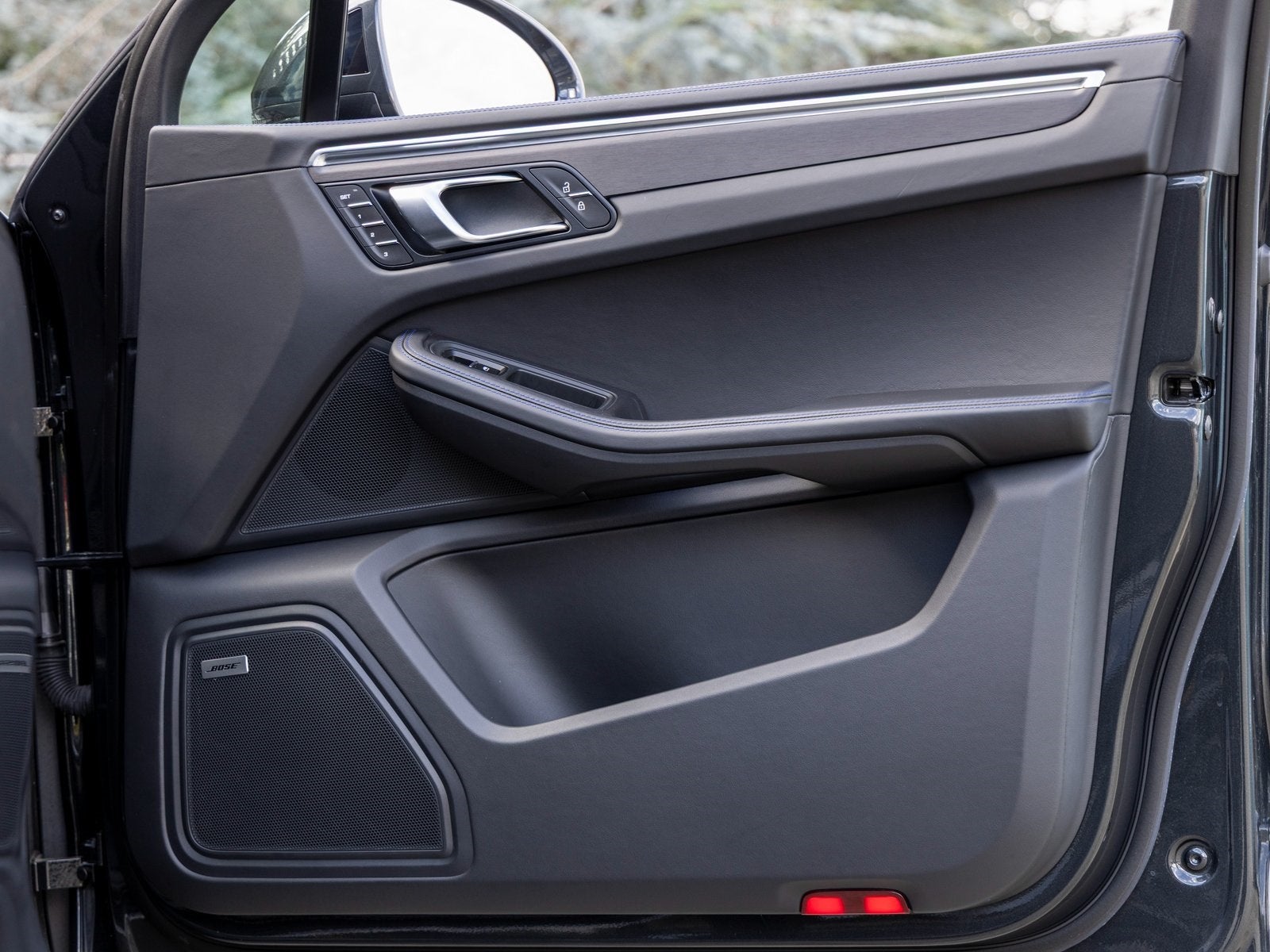 2024 Porsche Macan Macan GTS (MY24)