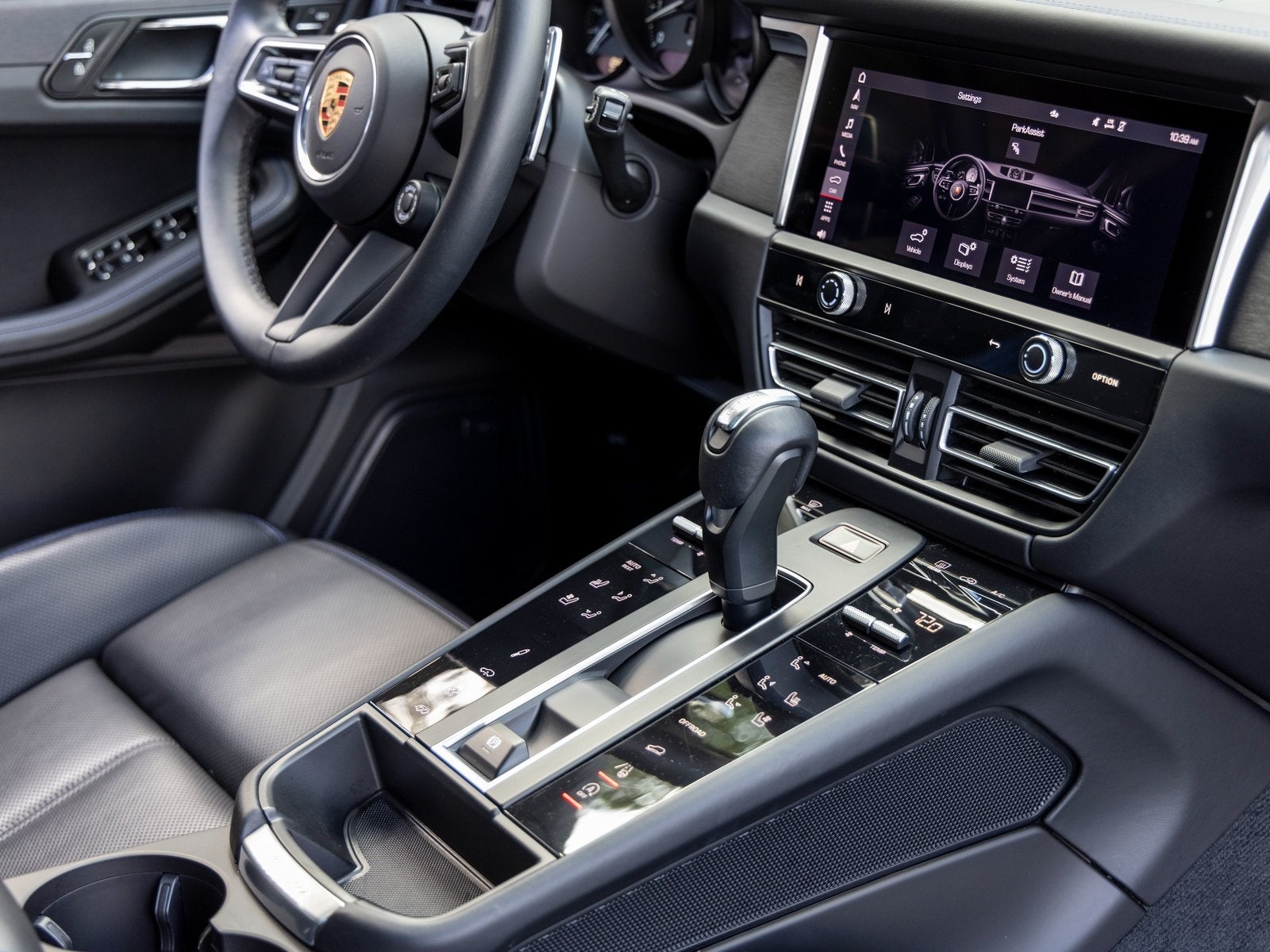 2024 Porsche Macan Macan GTS (MY24)