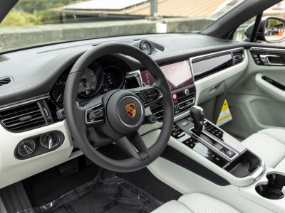 2026 Porsche Macan Macan S