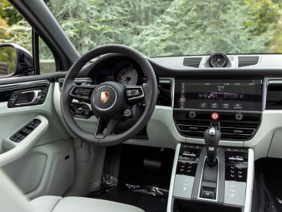 2026 Porsche Macan Macan S