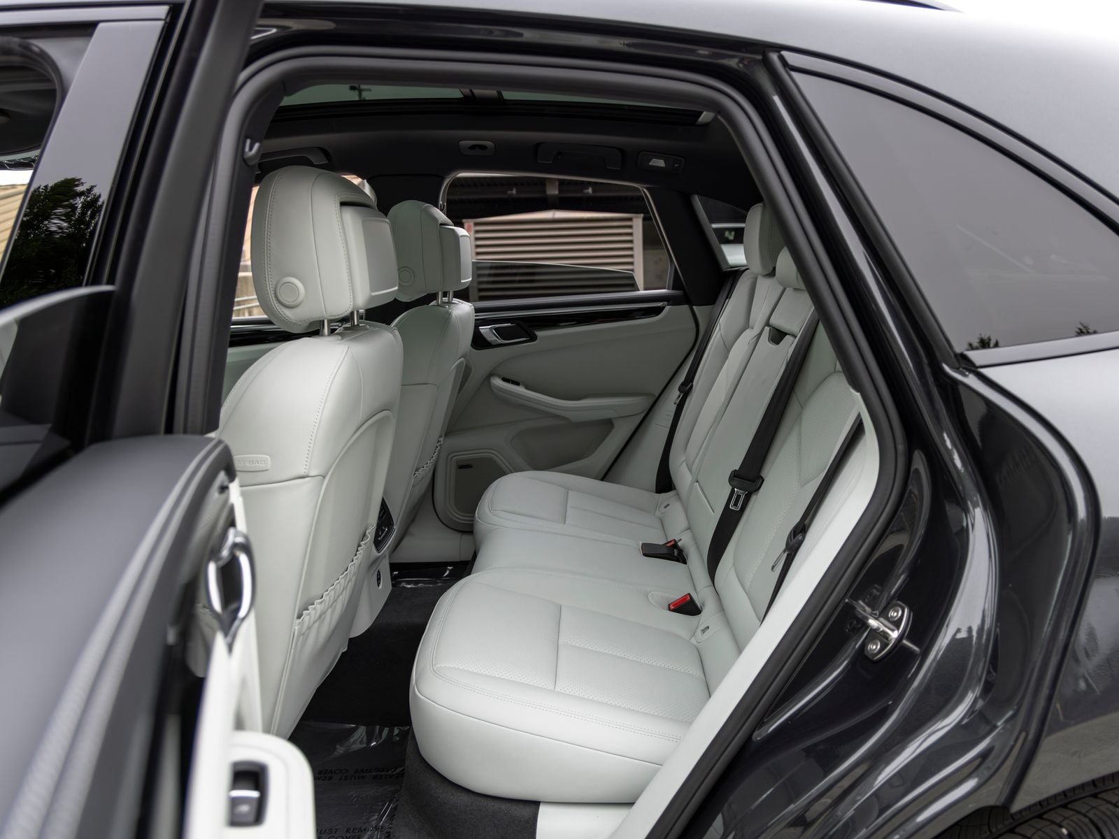 2026 Porsche Macan Macan S
