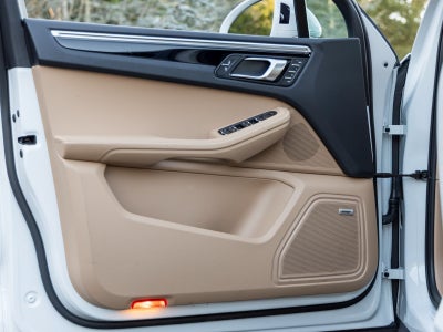 2023 Porsche Macan Macan S (MY23)