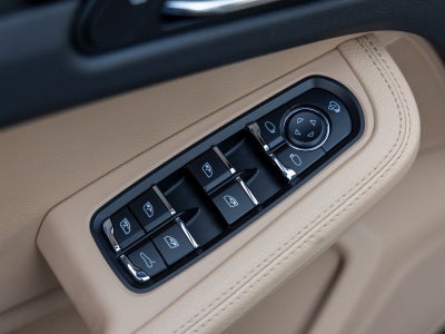 2023 Porsche Macan Macan S (MY23)