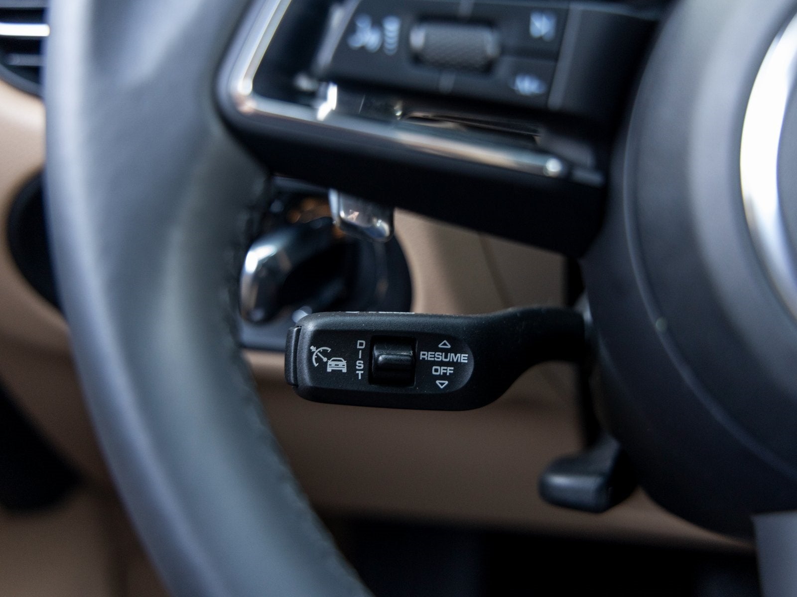 2023 Porsche Macan Macan S (MY23)