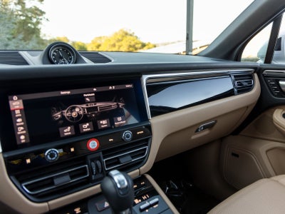 2023 Porsche Macan Macan S (MY23)