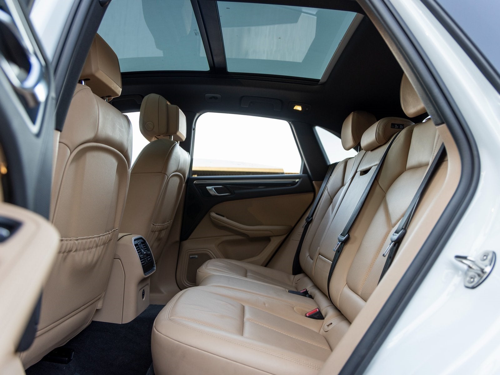 2023 Porsche Macan Macan S (MY23)