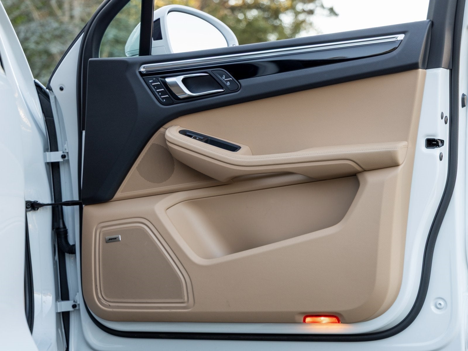 2023 Porsche Macan Macan S (MY23)