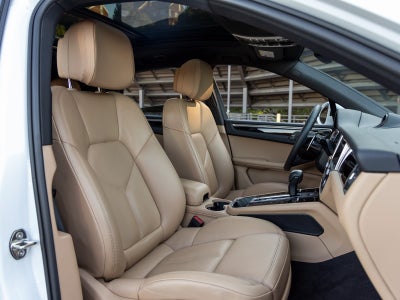 2023 Porsche Macan Macan S (MY23)