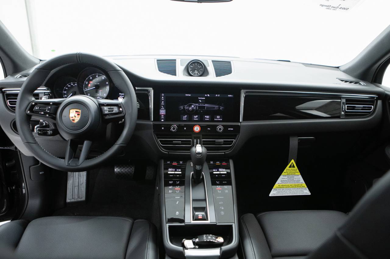 2026 Porsche Macan Macan S