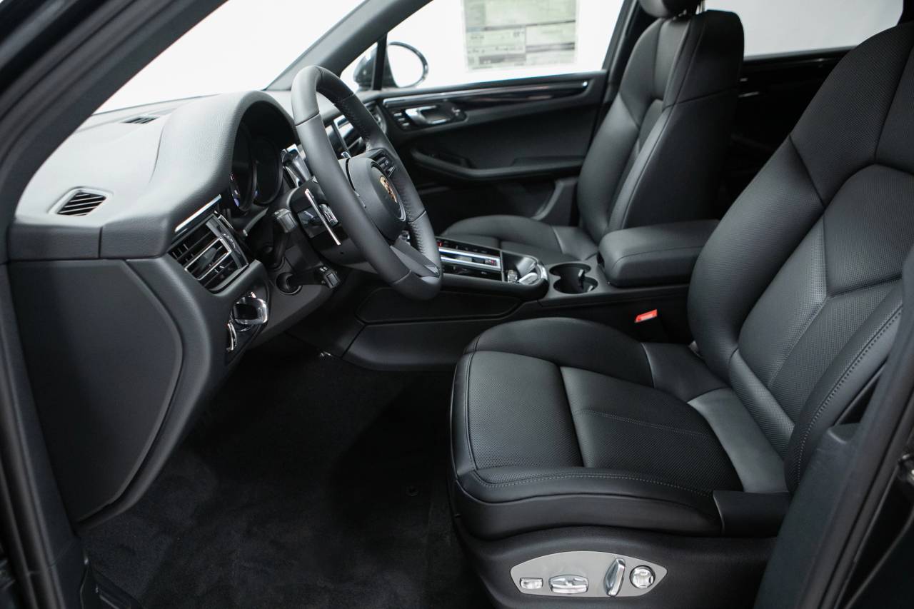 2026 Porsche Macan Macan S